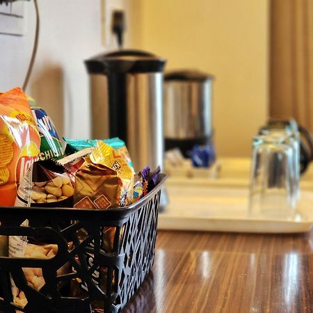 Hotel Surya Шимла Экстерьер фото