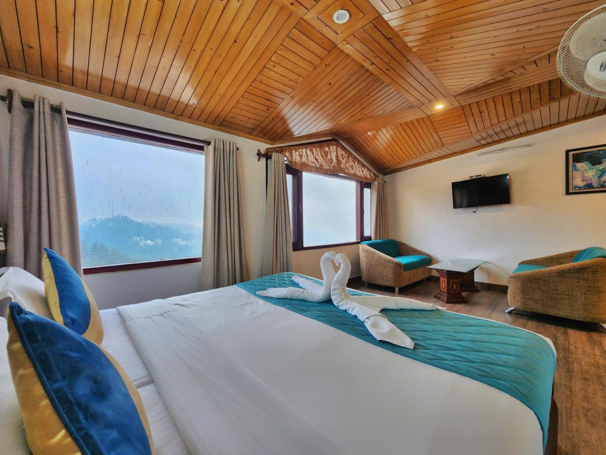 Hotel Surya Шимла Экстерьер фото