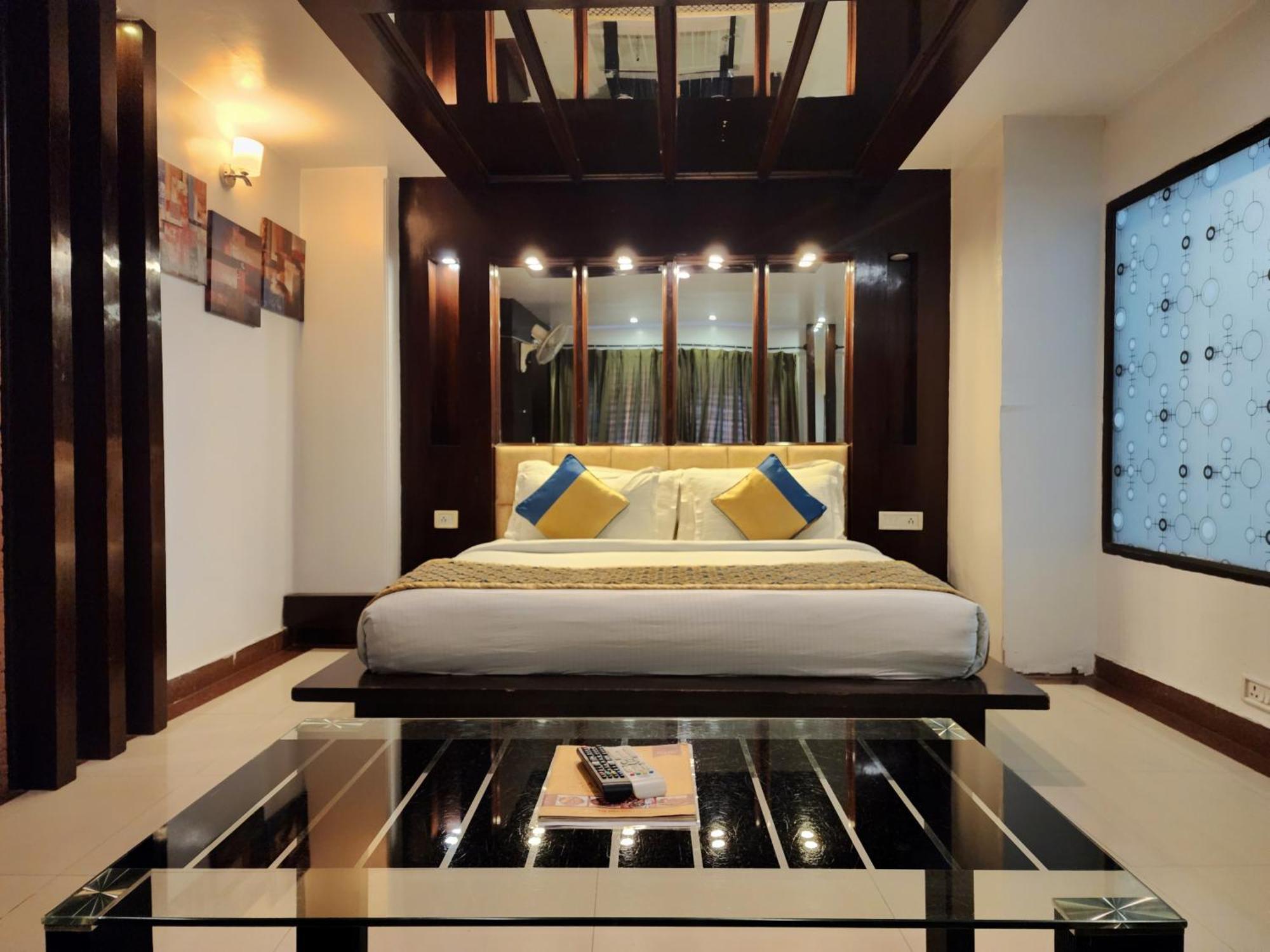 Hotel Surya Шимла Экстерьер фото