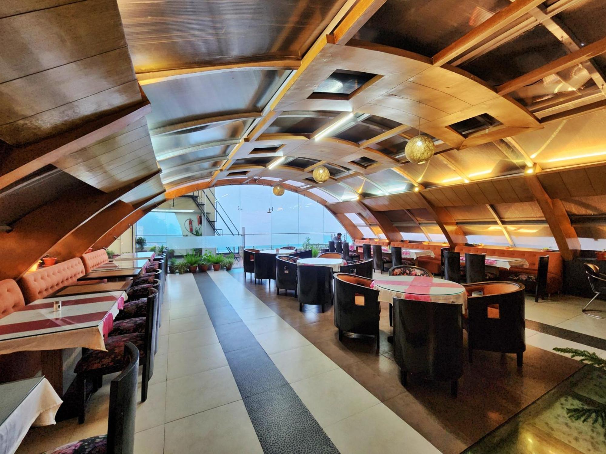 Hotel Surya Шимла Экстерьер фото